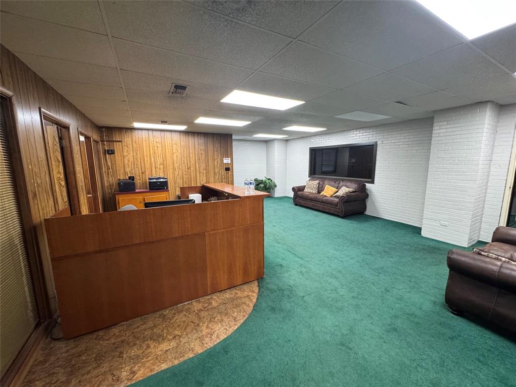 NONE - Commercial Sale