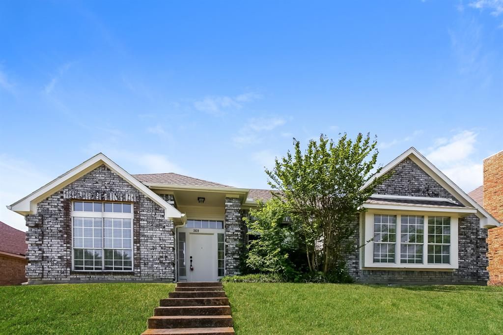 Photo of 2020 Spring Mills Road, Mesquite, TX 75181 (MLS # 21094684)