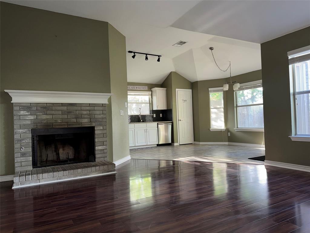 6241 Peach Tree Drive