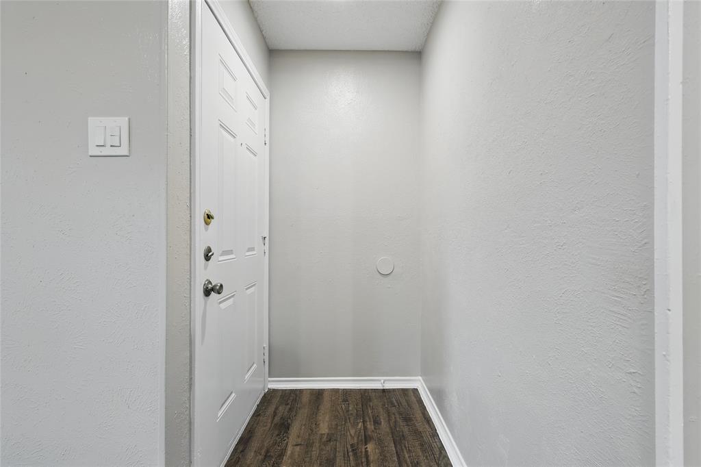 1707 Creekview Drive