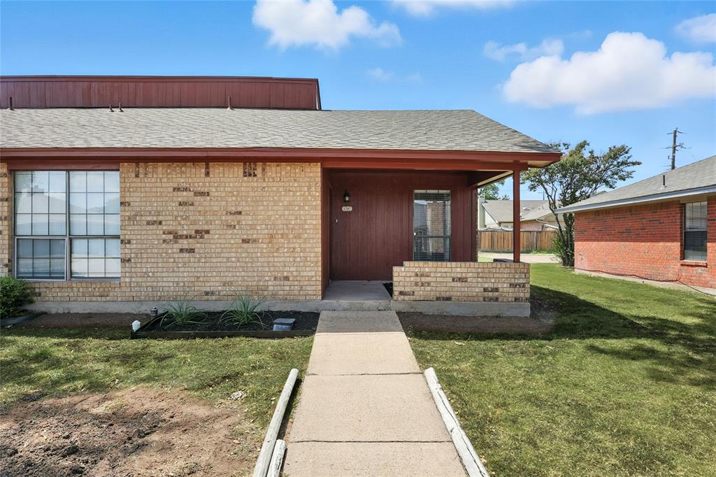 1707 Creekview Drive