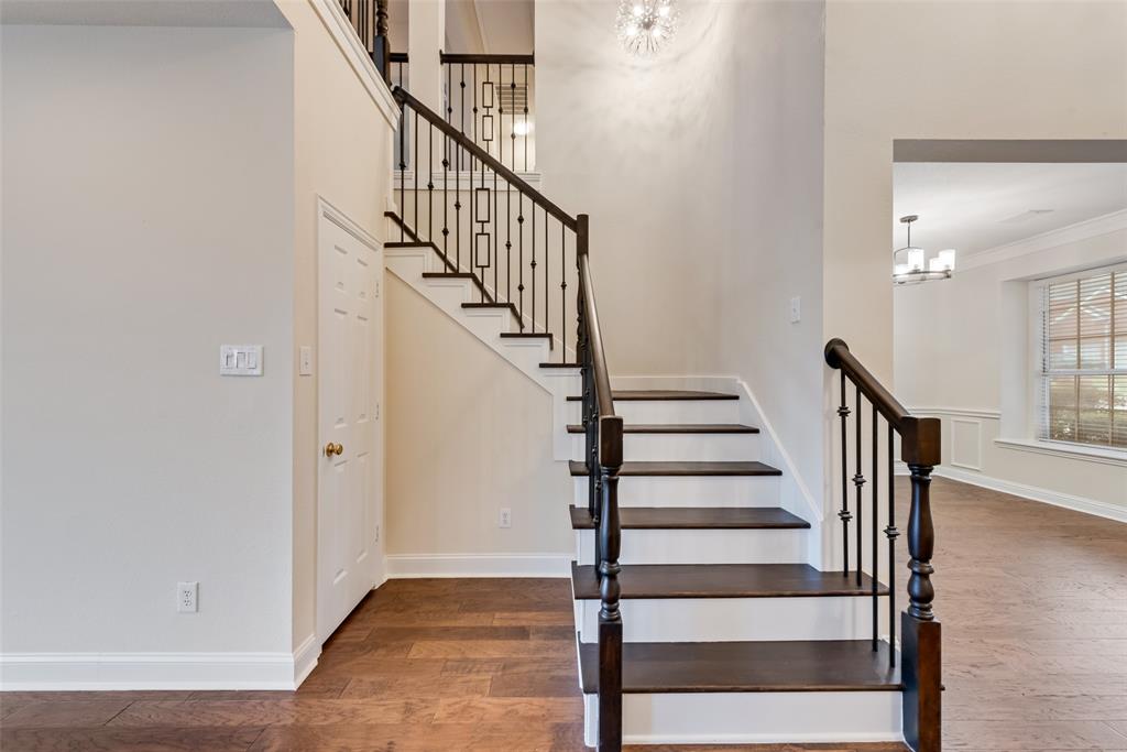 9122 Bottlebrush Lane