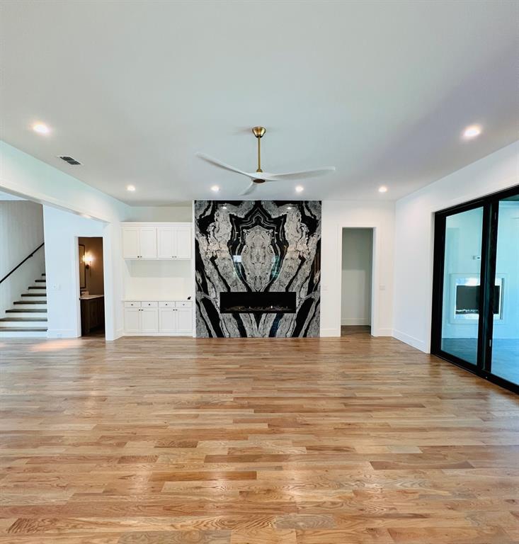 Manchester Downs - Residential