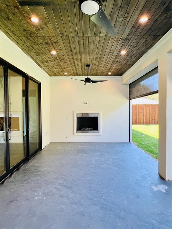 Manchester Downs - Residential