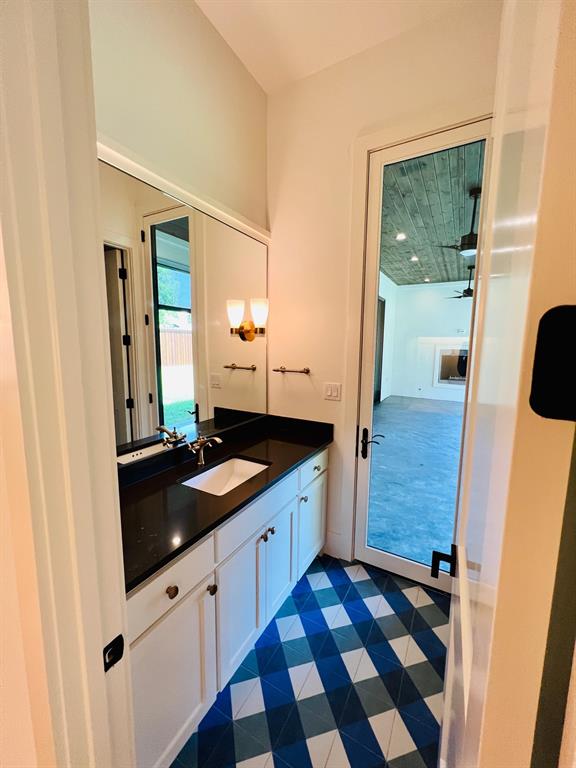 Manchester Downs - Residential