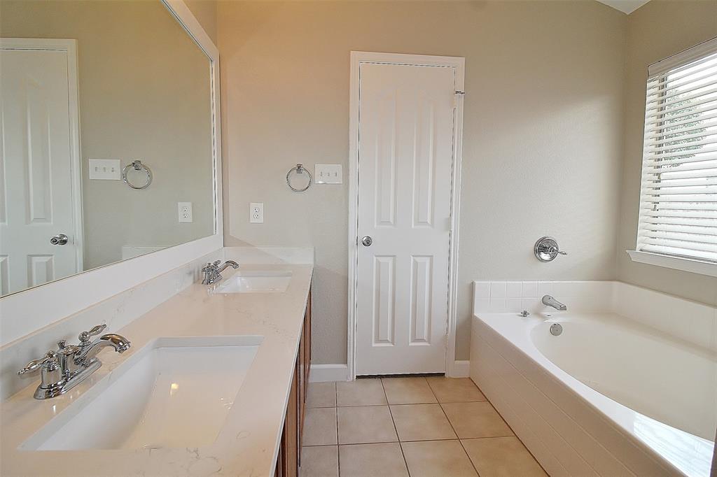 Fossil Hill Estates - Residential Lease