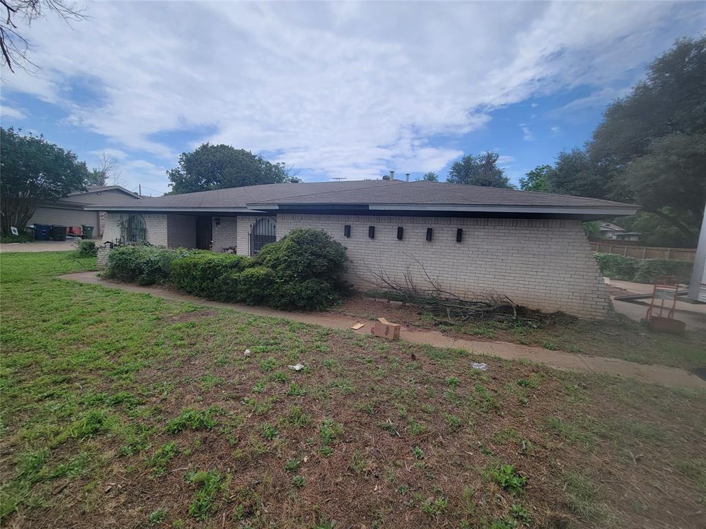 6400 Kingston