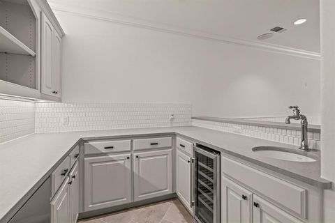 Tiny photo for 1500 Wills Court, Westlake, TX 76262 (MLS # 21057440)