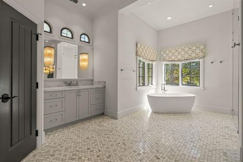 Tiny photo for 1500 Wills Court, Westlake, TX 76262 (MLS # 21057440)