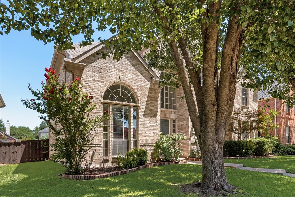 1502 N Crossing Drive