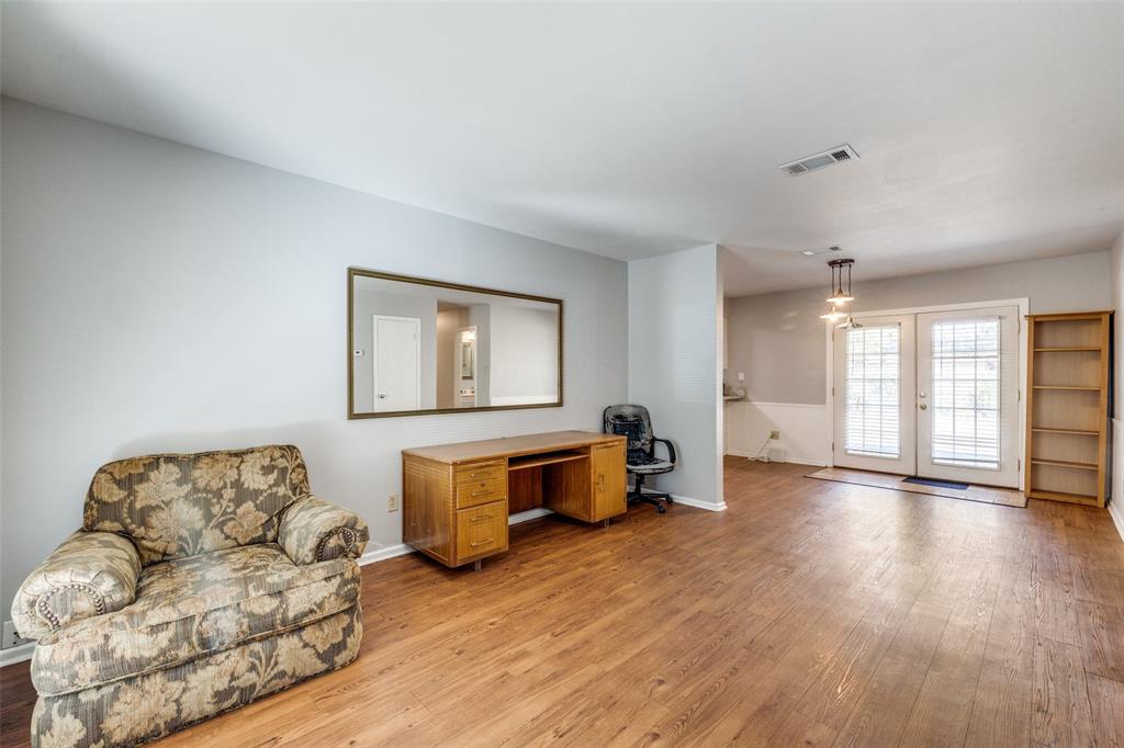 2217 Hackberry Drive