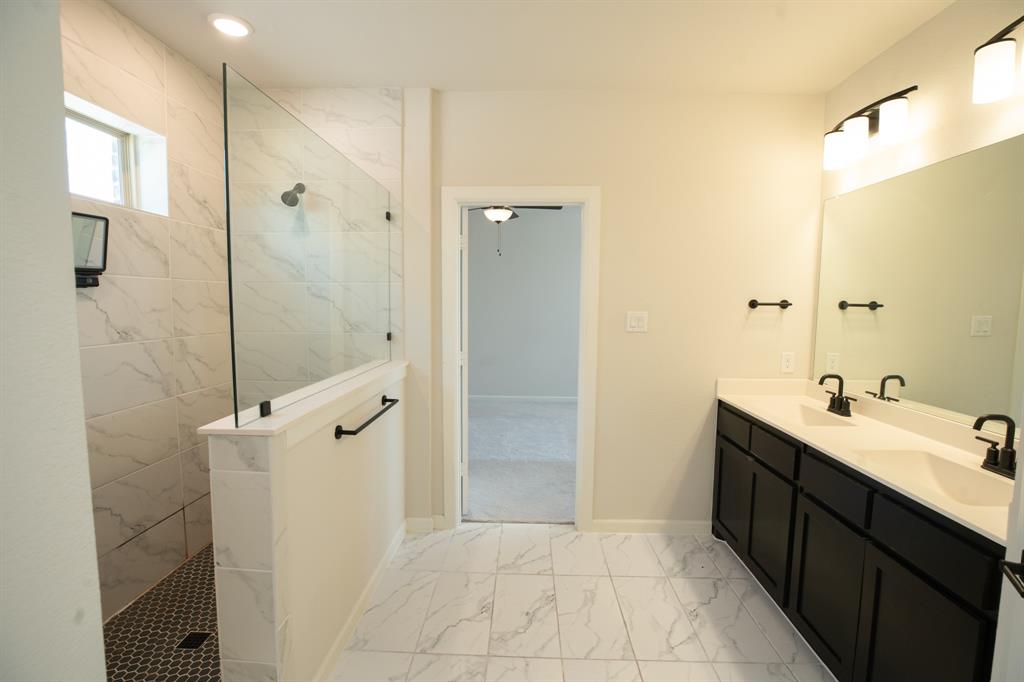 Lakes River Trls - Residential