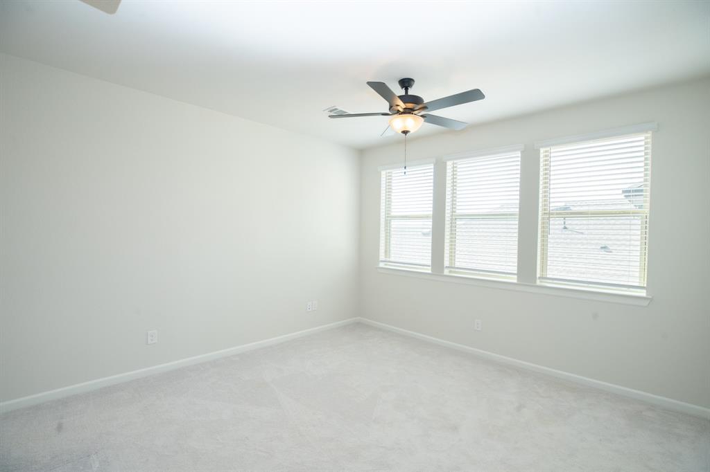 Lakes River Trls - Residential