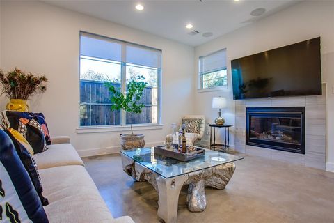 Tiny photo for 3823 Greenville Avenue, Dallas, TX 75206 (MLS # 21014157)