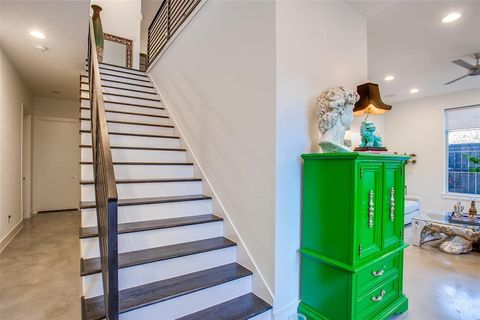 Tiny photo for 3823 Greenville Avenue, Dallas, TX 75206 (MLS # 21014157)