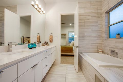 Tiny photo for 3823 Greenville Avenue, Dallas, TX 75206 (MLS # 21014157)