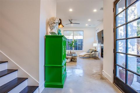 Tiny photo for 3823 Greenville Avenue, Dallas, TX 75206 (MLS # 21014157)