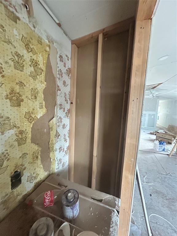 Blue Water Shores - Residential