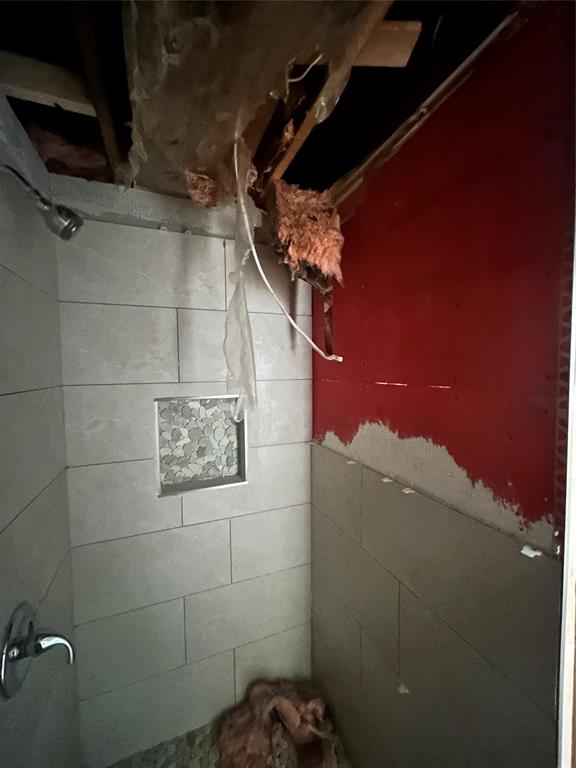 Blue Water Shores - Residential