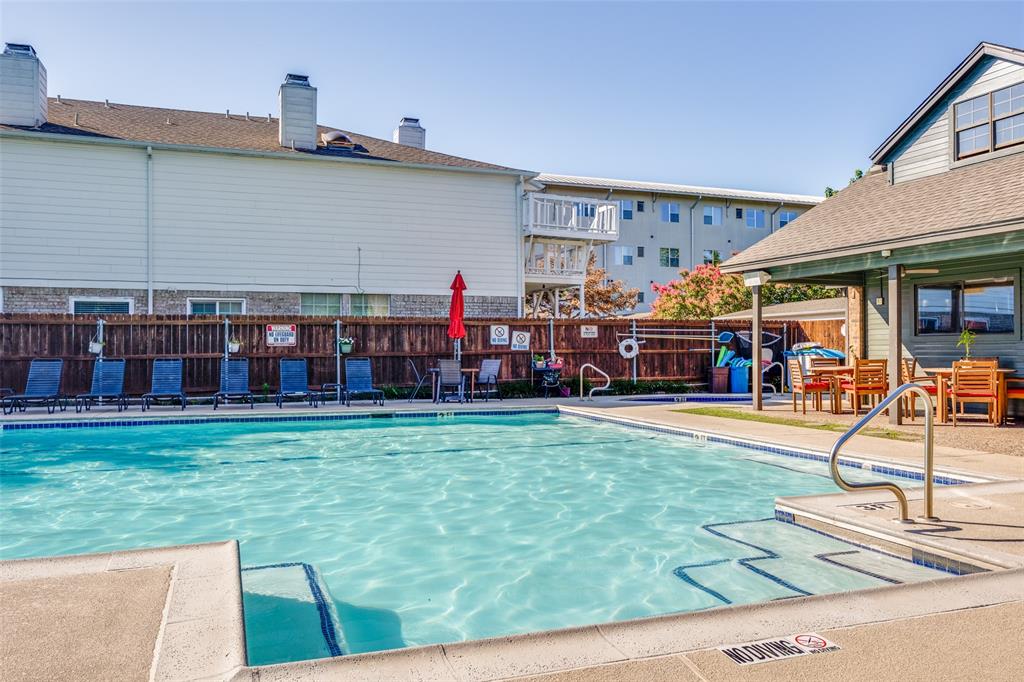 Bryan Square Twnhms - Residential