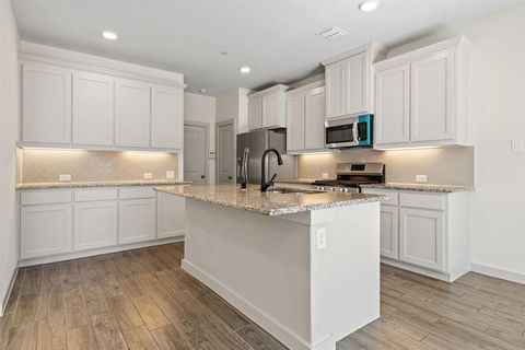 Tiny photo for 2716 Starburst Drive, Little Elm, TX 75068 (MLS # 21187609)