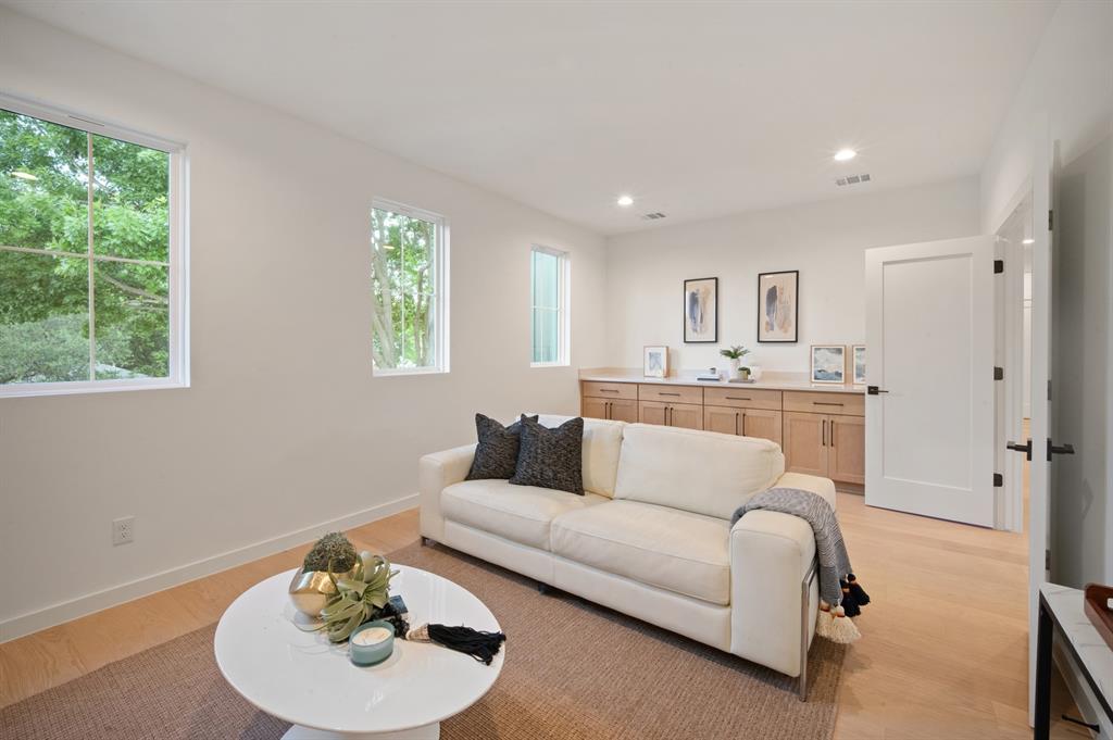 Lake Highlands Estates 16 - Residential