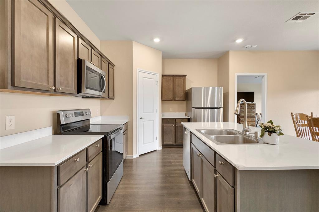 2122 Berrywood Drive