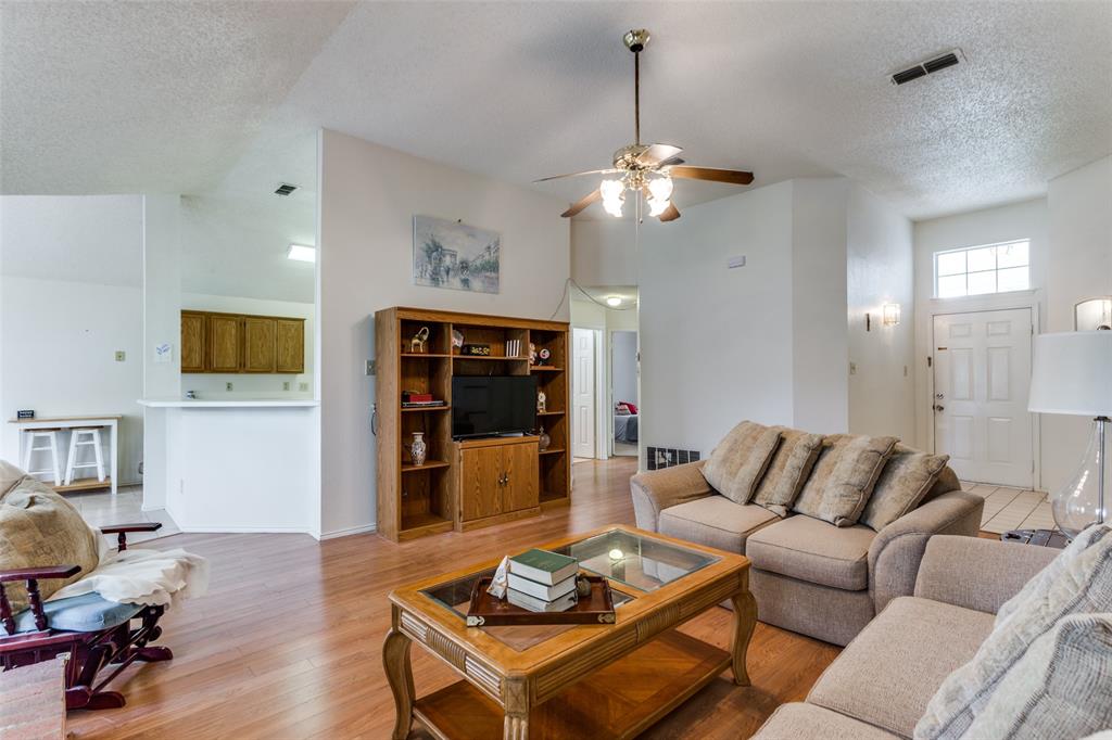 5203 Rio Bravo Drive