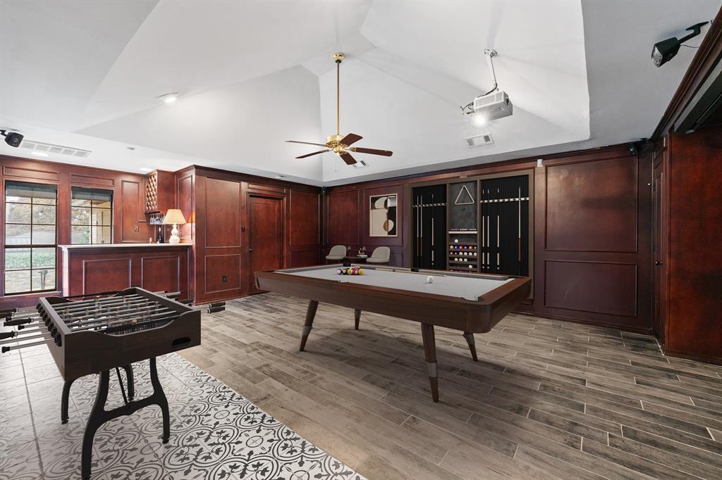 Crestmoor Park - Residential