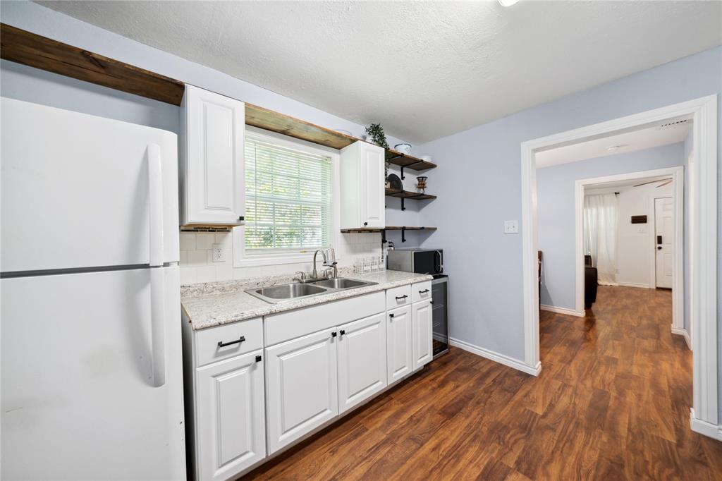 Abst A0071 T Burbridge - Residential