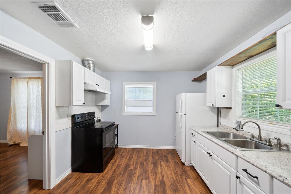 Abst A0071 T Burbridge - Residential