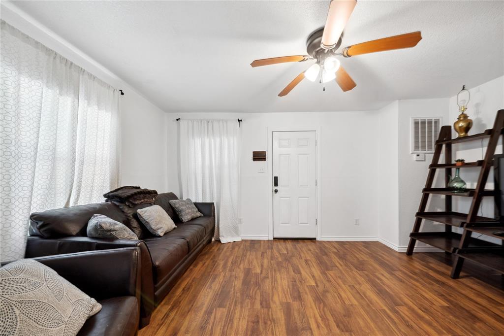 Abst A0071 T Burbridge - Residential