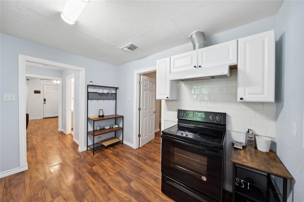 Abst A0071 T Burbridge - Residential