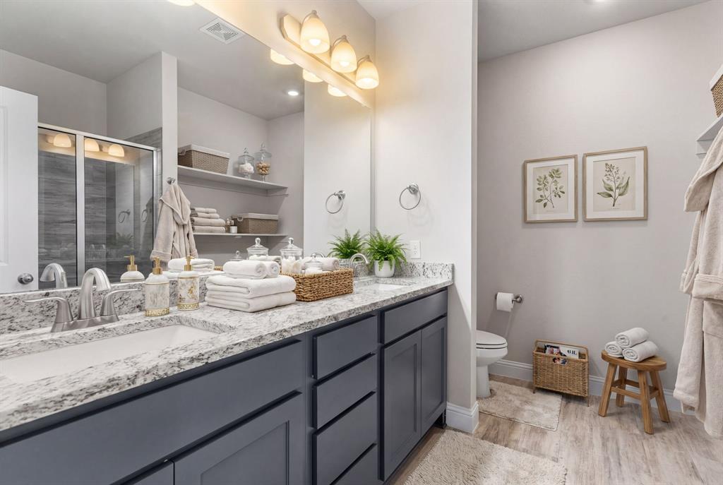 Pioneer Valley - Residential