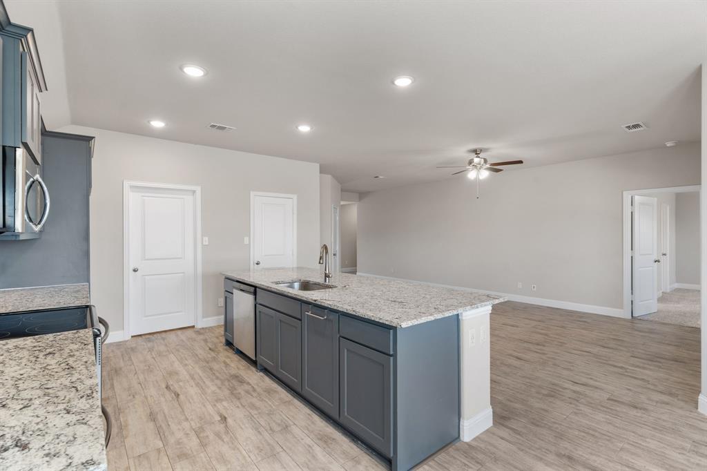 Pioneer Valley - Residential