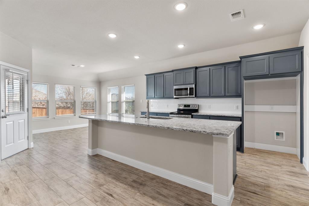 Pioneer Valley - Residential