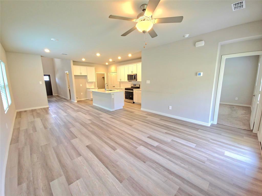 Briarwood Hills Ph 3 - Residential Lease