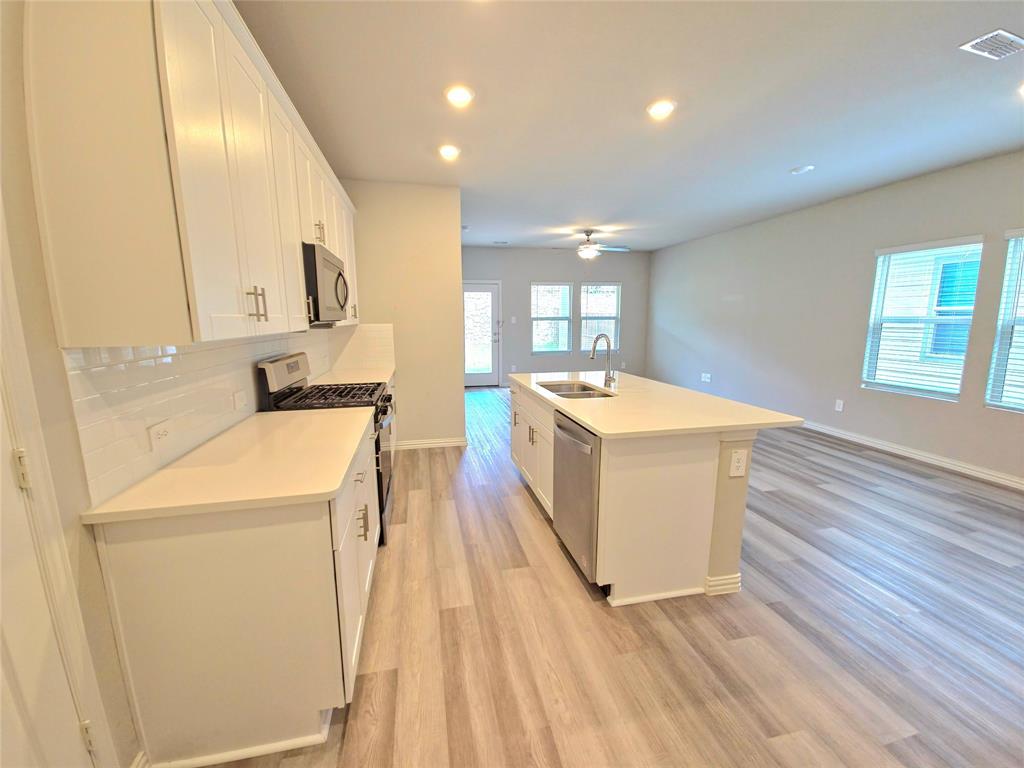 Briarwood Hills Ph 3 - Residential Lease