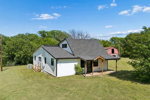 Photo of 114 Harvey Circle, Little Elm, TX 75068 (MLS # 21255931)