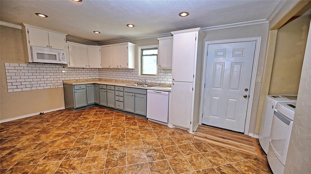 Lamb & Hulme - Residential