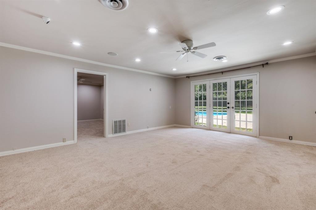 MOUSSAHURLEY - Residential Lease