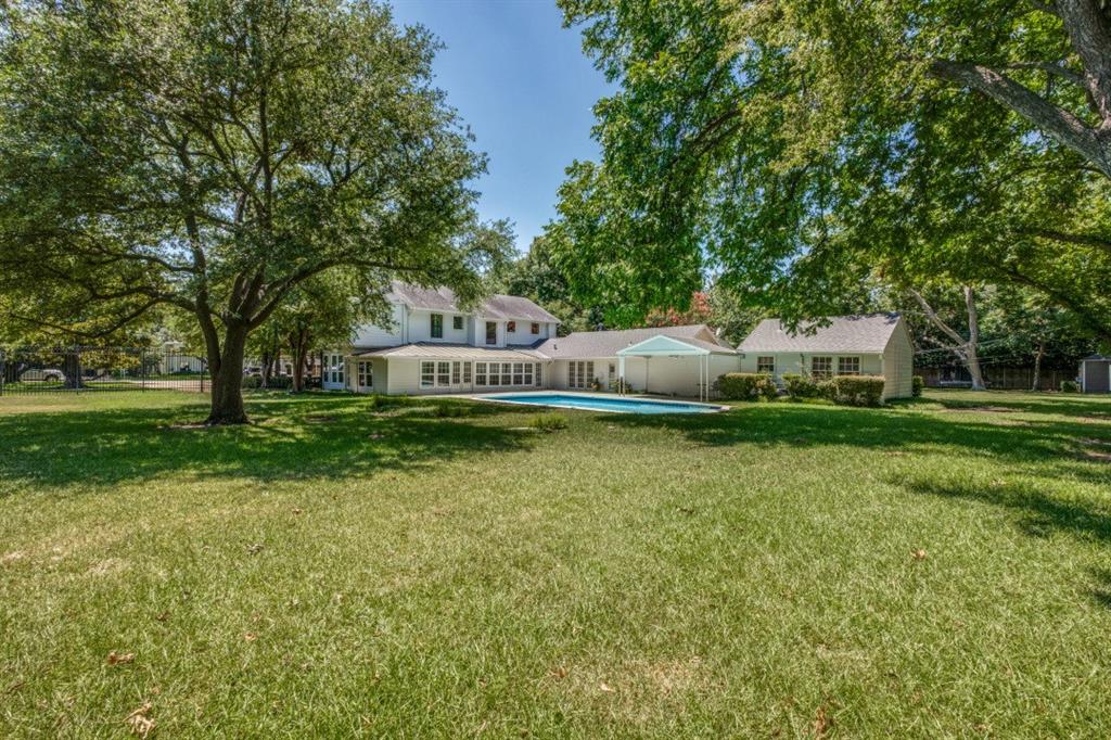 MOUSSAHURLEY - Residential Lease