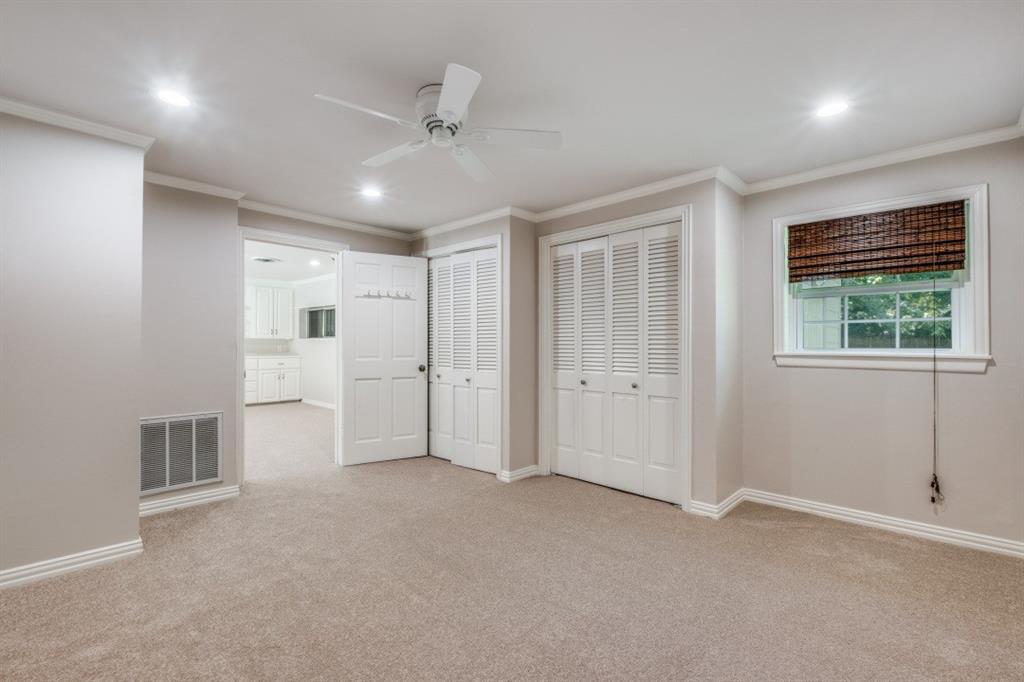 MOUSSAHURLEY - Residential Lease