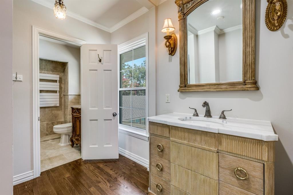 MOUSSAHURLEY - Residential Lease