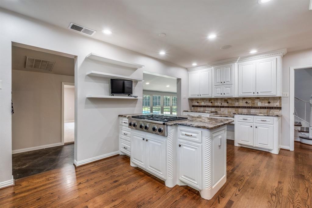 MOUSSAHURLEY - Residential Lease