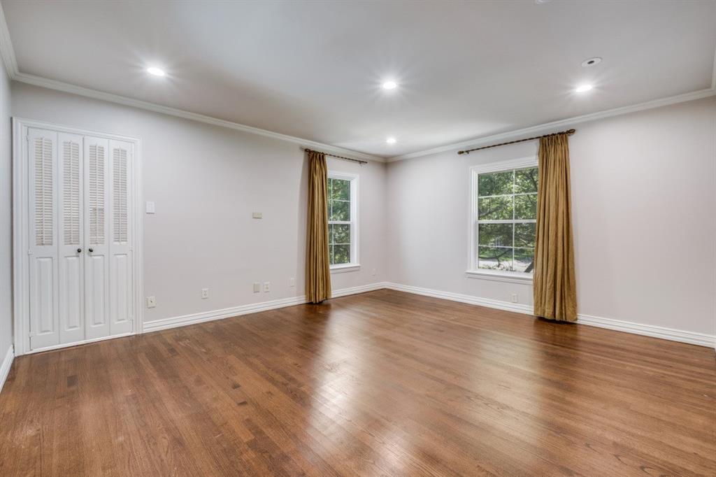 MOUSSAHURLEY - Residential Lease