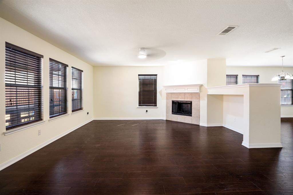 2456 Arroyo Springs Drive