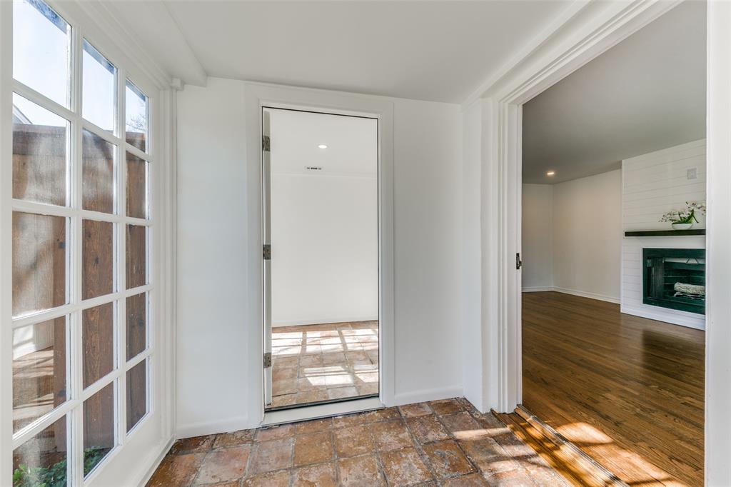 5117 Maple Springs Boulevard