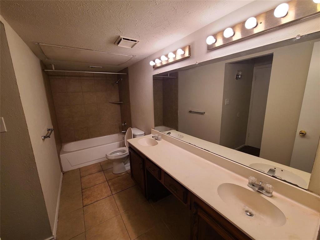 2423 Limestone Drive