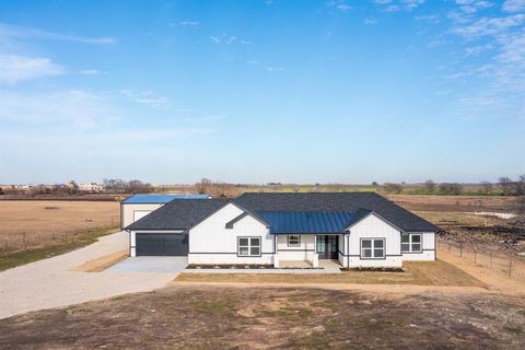 A home in Waxahachie